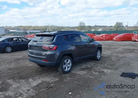 2019 Jeep Compass Latitude 4X4 из США, поврежденный, VIN 3C4NJDBB3KT849487